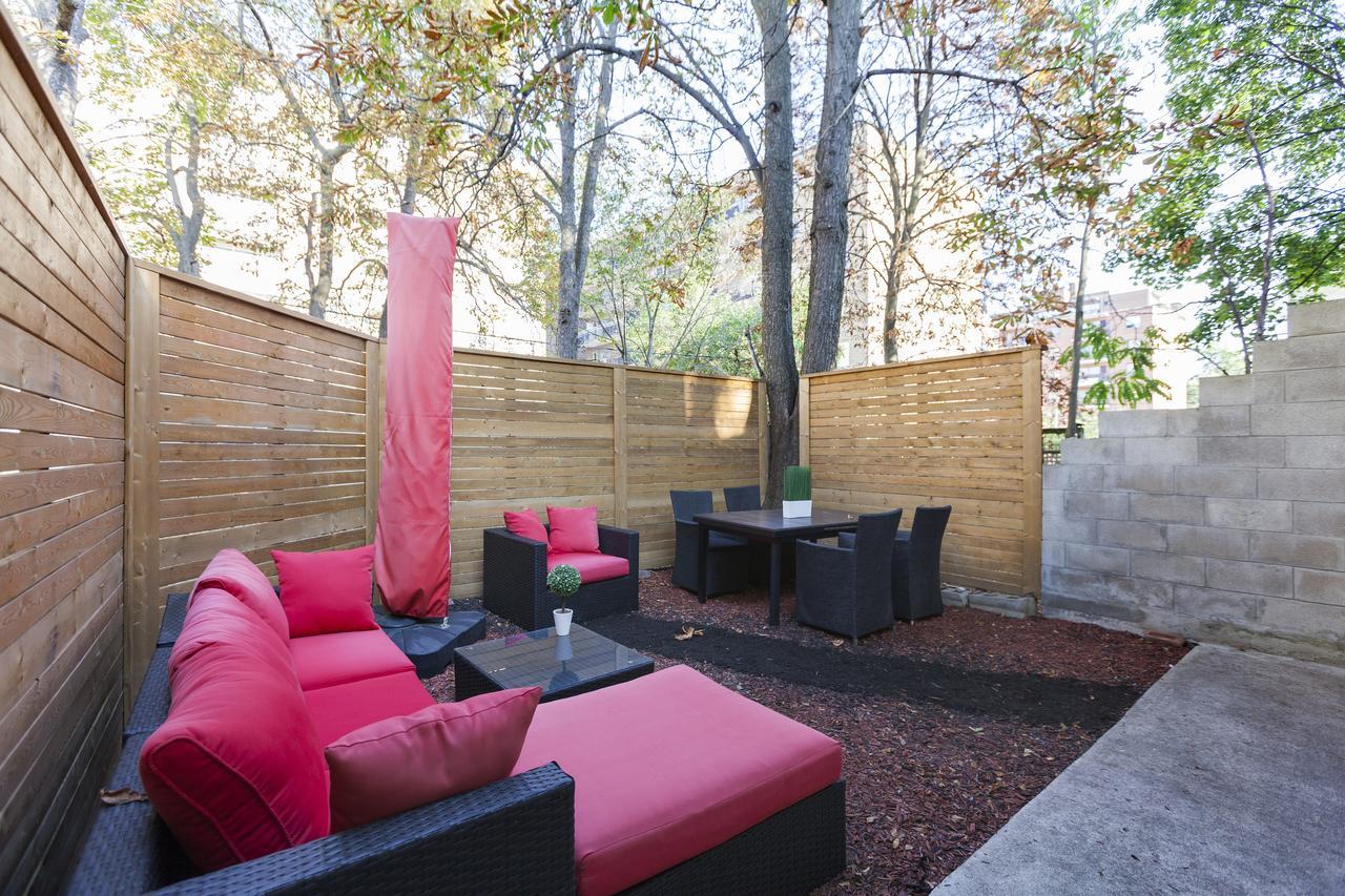 Nb Urban Luxury Suites Toronto Bagian luar foto