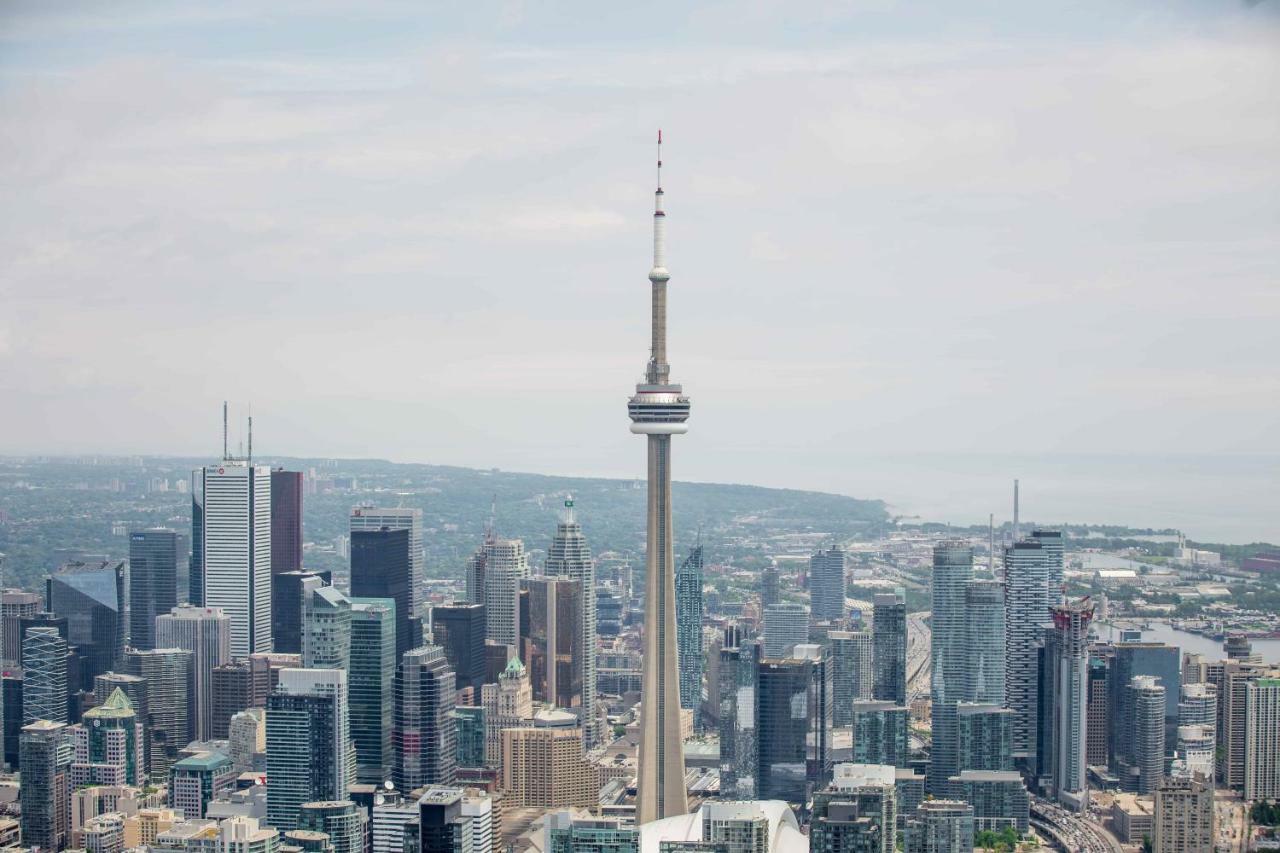 Nb Urban Luxury Suites Toronto Bagian luar foto